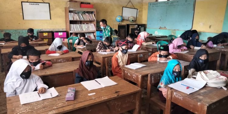 Rencana Pembelajaran Tatap Muka (PTM) di Cianjur Tertunda, Akibat Lonjakan COVID-19 