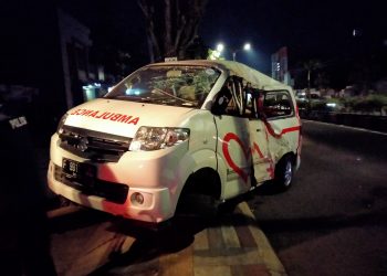 Kecelakaan Tunggal, Ambulans Rusak Parah
