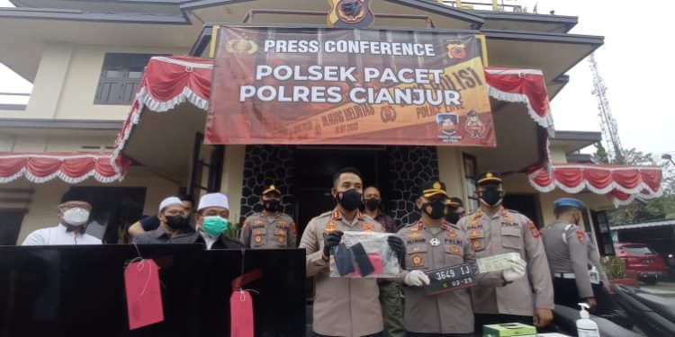 Dua Orang Pelaku Pembobol Toko Elektronik di Cianjur Berhasil Diamankan Polisi