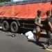 Pengendara Motor Terlindas Truck Besar Di Jalur ‘Tengkorak’ Gekbrong Cianjur – Sukabumi