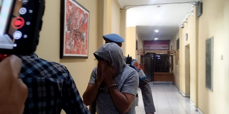 Polisi Gelar Rekonstruksi Penyiraman Air Keras Secara Tertutup