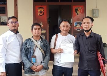 Intimidasi dan Hina Wartawan, Kades Sukajaya dilaporkan ke Polres Cianjur