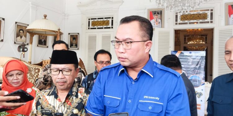 Pemerintah Bakal Impor Beras, Rektor IPB : Dilapangan Berasnya Sulit Ditemukan
