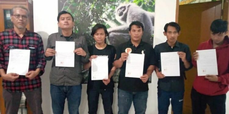 Awas! Berani Nyalakan Bom Asap di Gunung, Siap-Siap Dilarang Mendaki Selama 3 Tahun di Semua Gunung