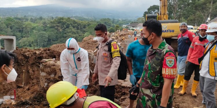 Jenazah Korban Longsor Gempa Bumi Kembali Ditemukan Tim Gabungan