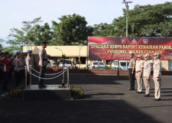 Kapolres Cianjur Pimpin Upacara Korps Raport Kenaikan Pangkat Pengabdian dan ASN Periode 1 April 2023