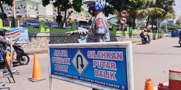 Hari ke 2 Lebaran, Jalur Cianjur Puncak Diberlakukan One Way
