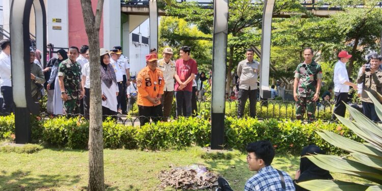 Kedua Kalinya Ditutup Alun-alun Cianjur, Bupati : Dilakukan Proses Rehab Rekonstruksi