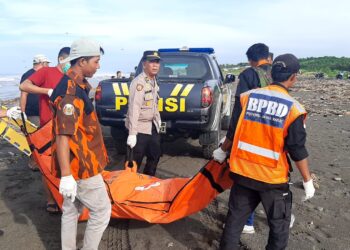 Pria Paruh Baya Asal Garut Hanyut ke Muara Cilaki, Profesinya Petani Nyadap Aren