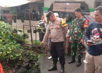 Main di Sungai, Anak di Sayang Terbawa Hanyut