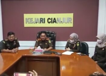 Selewengkan APBdes Negara, Kades Margaluyu Ditahan Kejari Cianjur