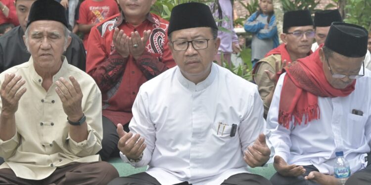 Ziarah Pemimpin Cianjur Terdahulu, Ini Pesan Bupati Kepada Generasi Muda