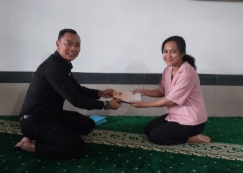 Serdik Niki Ramdany Bantu Yayasan Pantai Jompo