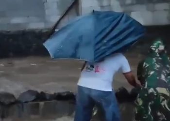 Hujan Deras Guyur Warungkondang, 9 Rumah Terendam