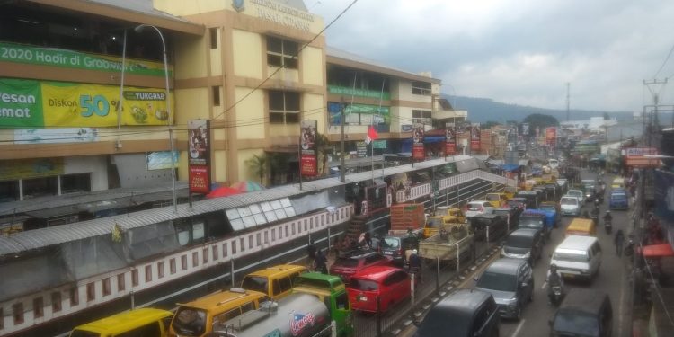 Solusi Bupati Cianjur Atasi Kemacetan Kawasan Pasar Cipanas