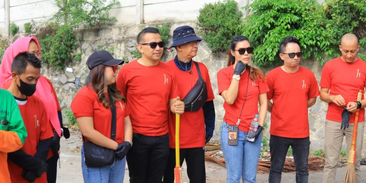 Horison Hotels Group Rayakan HUT ke-22 dengan Aksi Peduli Lingkungan di Kali Ciliwung