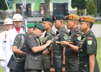 Sertijab di Yonif 300/Brawijaya Khidmat