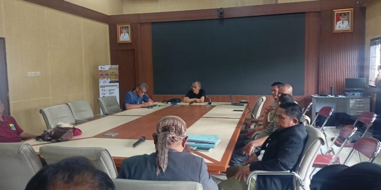 Kades Sabandar Dilaporkan ke Inspektorat Cianjur, Ini Dugaan Temuannya!