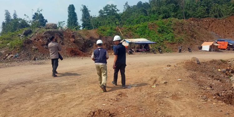 Warga Cilaku Demo Galian C, Khawatir Merusak Lingkungan Sekitar