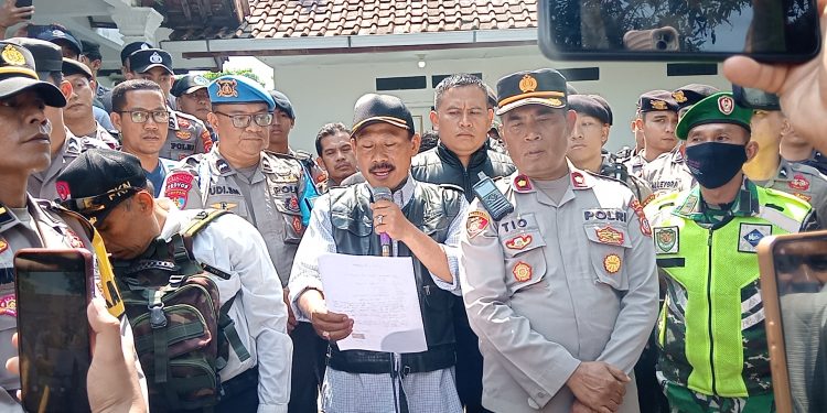 Kades Sukaraharja Mengundurkan Diri, Didemo Gegara Lakukan Asusila