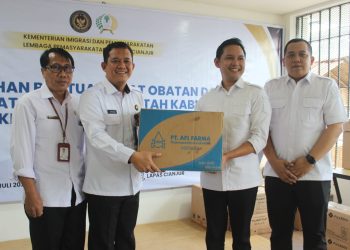 Bupati Cianjur Serahkan Bantuan Obat dan Alat Kesehatan ke Lapas, Irfan Aulia Budiman Tunjukkan Komitmen Peduli Kesehatan Warga Binaan