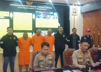 Polres Cianjur Tangkap Pelaku dan Penadah Toko Emas di Sindangbarang