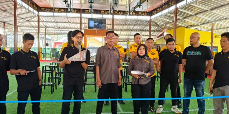Lomba Kicau Burung Hits Stadium Meriah