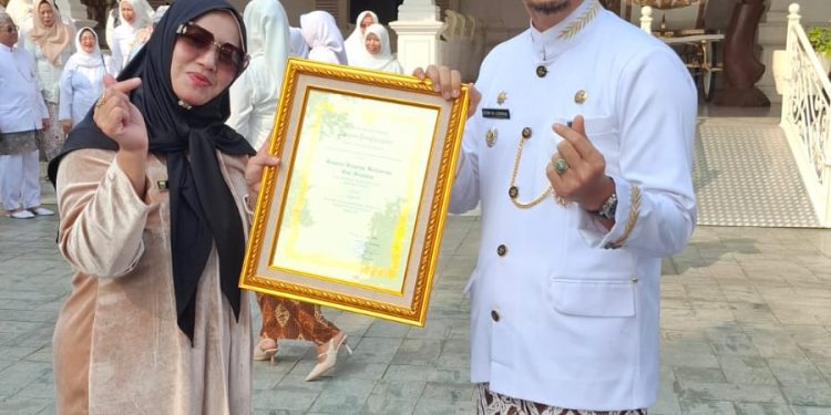 Pemdes Mulyasari Raih Penghargaan Tingkat Jabar