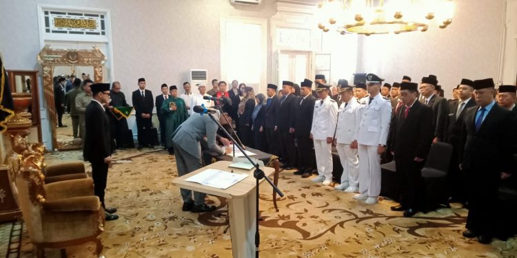 Bupati Cianjur Titip Pesan Alat Komunikasi Aktif ke Pejabat Baru Dilantik