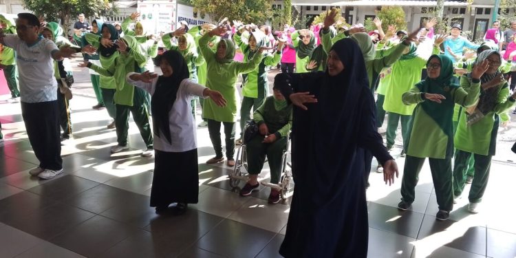 RSUD Sayang Kampanye Gerakan 30 Menit Berjemur