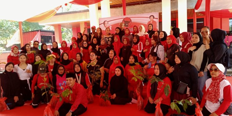 DPC PDIP Cianjur Peringati Hari Kartini, Gelar Yoga Hingga Tanam Pohon