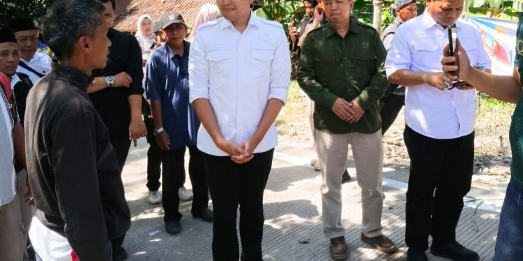Jalan Gunung Subang-Pagermaneuh Segera Selesai, Ini Pesan Bupati