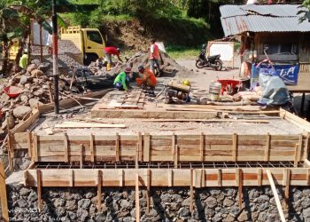 Pembangunan Jembatan Ciandam Kutawaringin Diisukan Pakai Material Bekas 