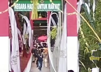 Ironi Jembatan Gantung Pongpet: Diresmikan, Seketika Anjlok