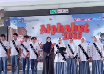 Bunda GenRe Kukuhkan PIK-R SMA PU Al Bayan, DPPKBP3A Cianjur : Semoga Amanah 